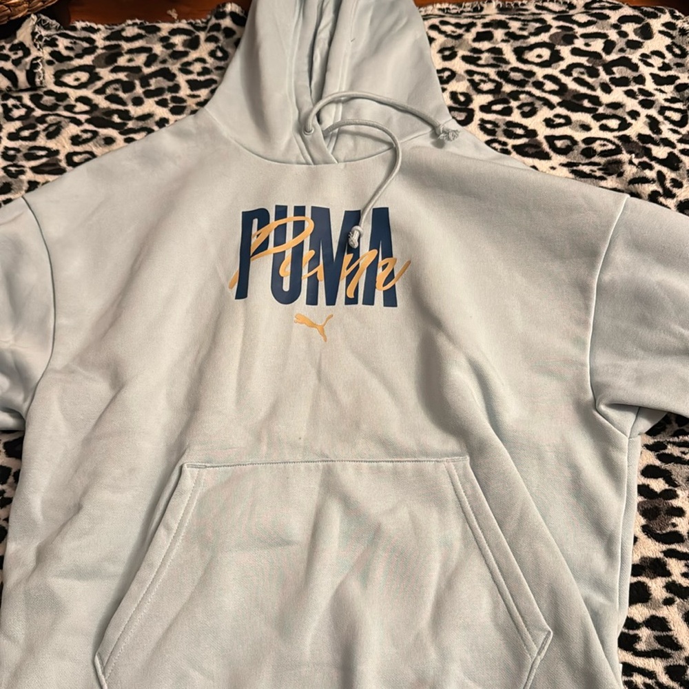 puma sweatshirt